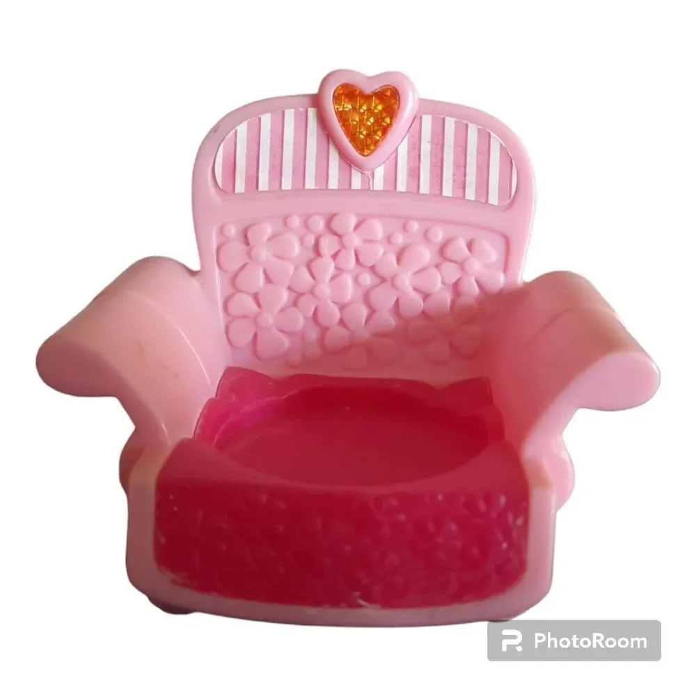 Hasbro McDonalds Happy Meal Toy 2007 Pink Plastic Arm Chair